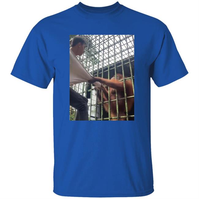 Orangutan Grabs Man Shirt Orangutan Attacking Man Through Cage At Zoo Shirt Orangutan Attacking Man Through Cage At Zoo Shirt Orangutan Grabs Man Shirt