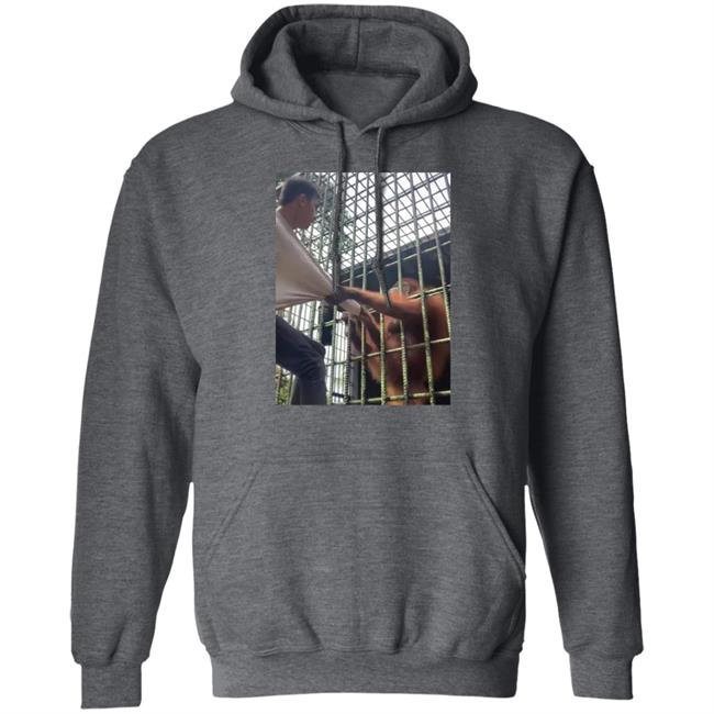 Orangutan Grabs Man Shirt Orangutan Attacking Man Through Cage At Zoo Shirt Orangutan Attacking Man Through Cage At Zoo Shirt Orangutan Grabs Man Shirt