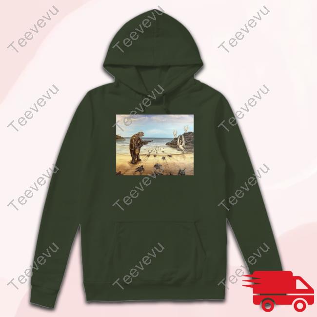 K0ll3x Sea Turtle Protecting His Babies From Sea Birds Tee Shirt