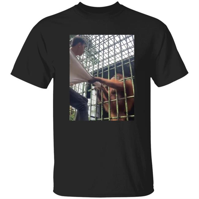 Orangutan Grabs Man Shirt Orangutan Attacking Man Through Cage At Zoo Shirt Orangutan Attacking Man Through Cage At Zoo Shirt Orangutan Grabs Man Shirt