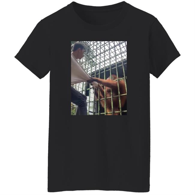 Orangutan Grabs Man Shirt Orangutan Attacking Man Through Cage At Zoo Shirt Orangutan Attacking Man Through Cage At Zoo Shirt Orangutan Grabs Man Shirt